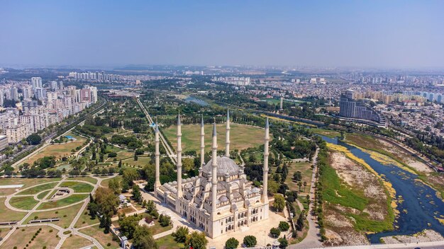 Centralny meczet Adana Sabanci widok z powietrza Turcja