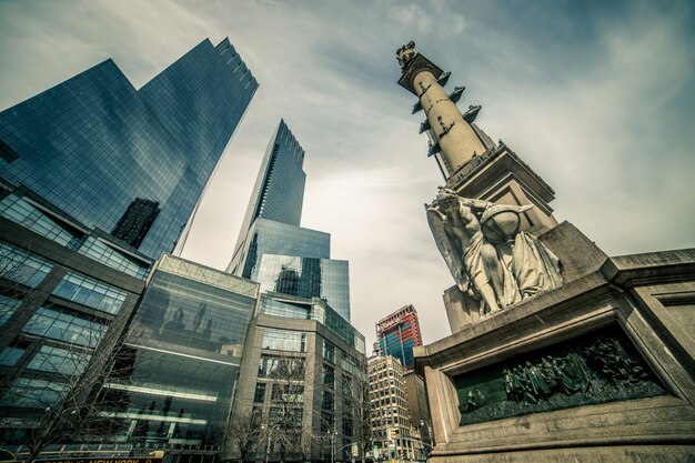 Centralny Park W Nowym Jorku. Koło Kolumba. Pomnik Krzysztofa Kolumba