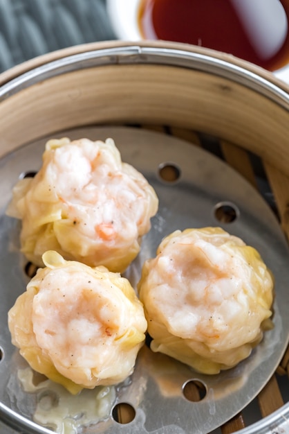 Chiński dim sum Shumai