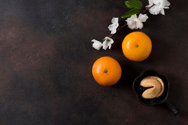 Zdjęcie chiński nowy rok z mandarynkami