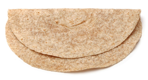 Chleb tortilla izolowany na białym tle