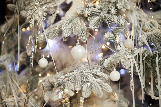 choinkaChoinka z dekoracjami Świąteczne ozdoby wiszące