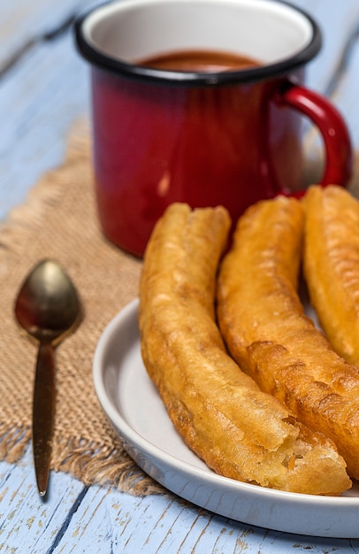 Churros z gorącą czekoladą