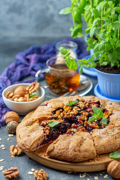 Ciasto Galette z czarną porzeczką na śniadanie.