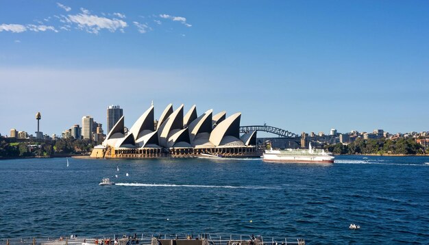 Circular Quay i Opera House Sydney Australia Opera w Sydney z promami na pierwszym planie