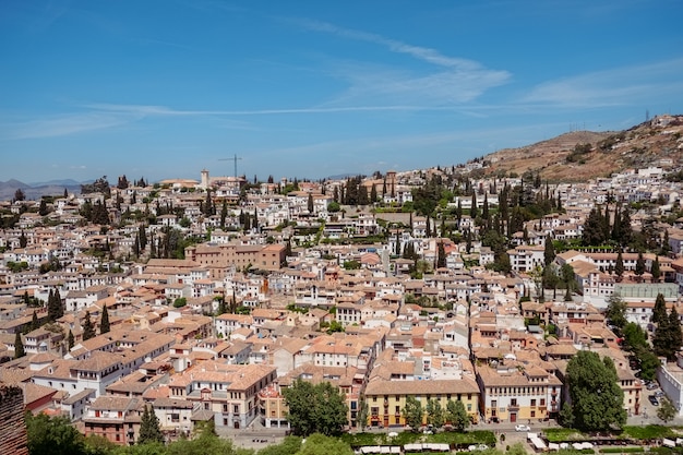 Cityscape widok Albayzin z pałacu Alhambra. Granada, Hiszpania.