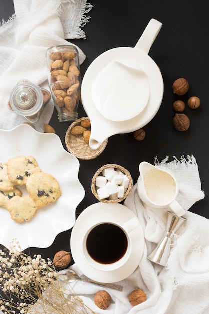 Coffee Time Break Cafe i ciasteczka czekoladowe Wypoczynek relaksacyjny