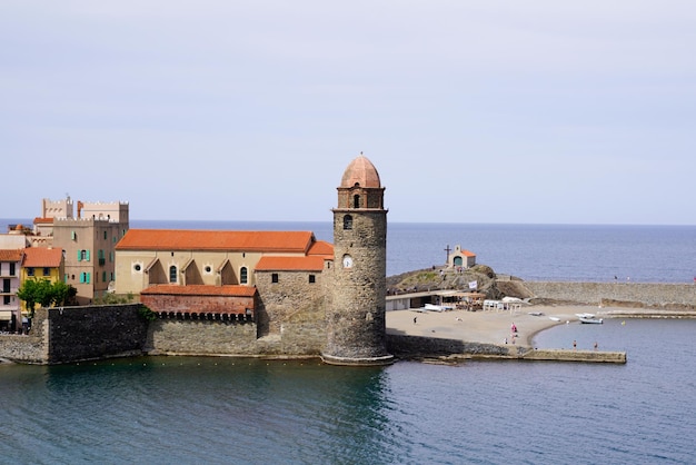 Collioure France widok z murów obronnych portu portu zamkowego