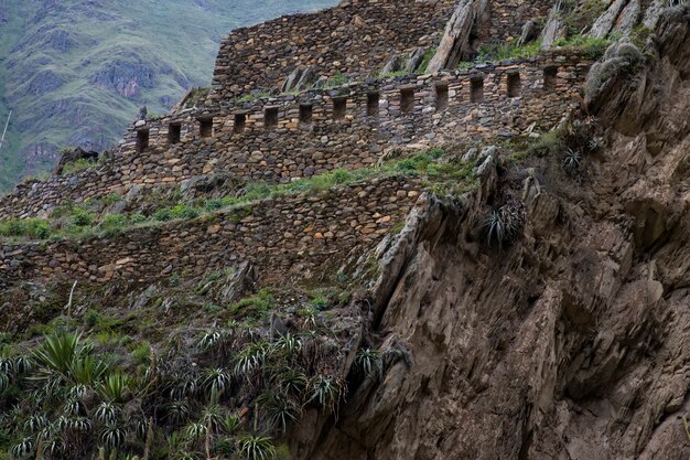 Colossal Sanctuary Ollantaytambo w Peru