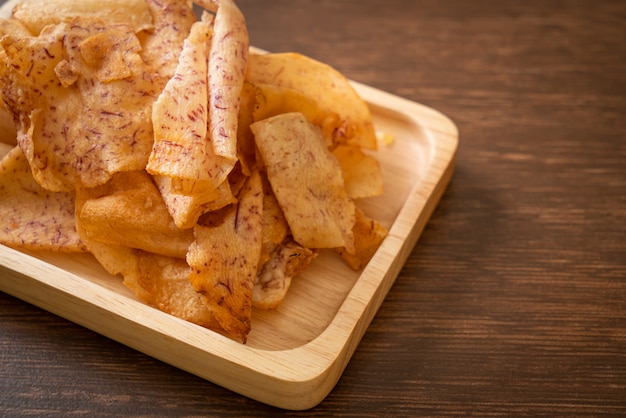 Crispy Taro Chips - smażone lub pieczone w plasterkach taro