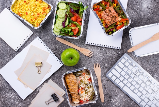 Czas Na Lunch W Biurze Dostawy żywności