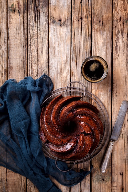 Czekoladowe Cupcake.pie Pieczenie Z Wiśniami I Kawą