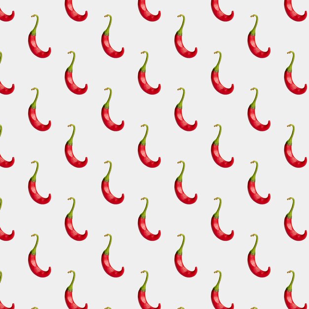 Zdjęcie czerwona papryczka chili na białym tle