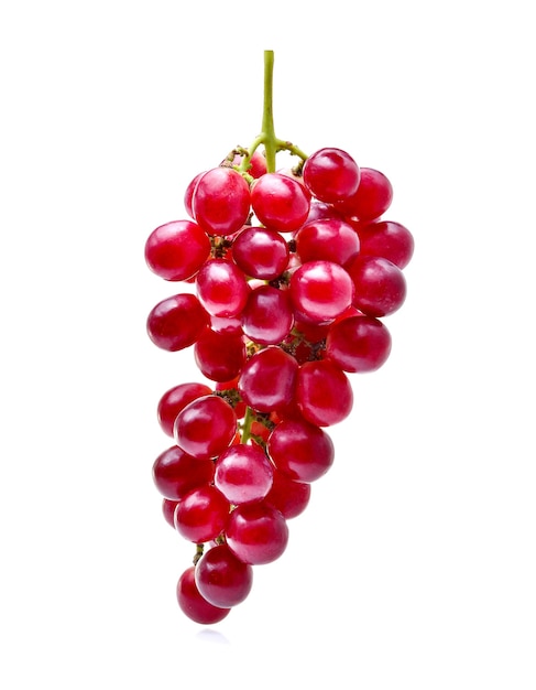 Czerwone winogrona na białym tle