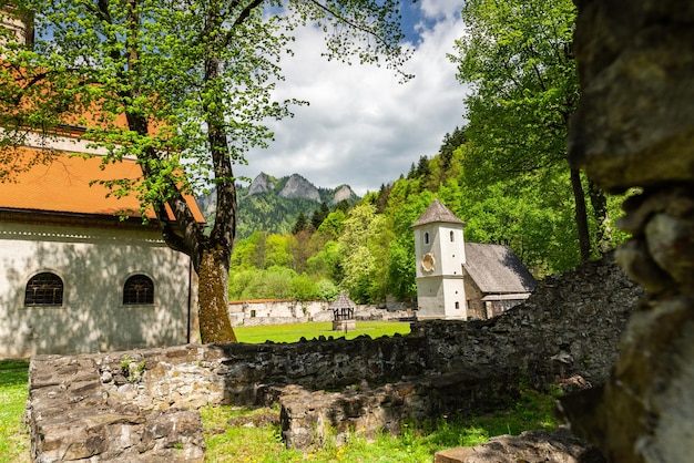 Czerwony Klasztor na Słowacji Architektura i zabytki Pienin