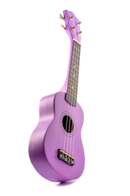 Czterostrunowa gitara ukulele na białym tle