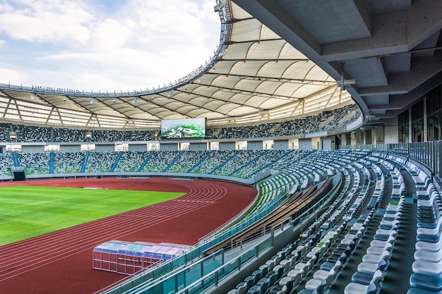 Dach stadionu przeciw