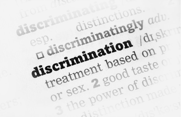Zdjęcie definicja słownika dyskryminacji, pojedyncze słowo z nieostrością