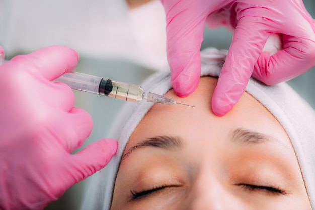 Dermal Filler Wypełniacz do iniekcji na czoło