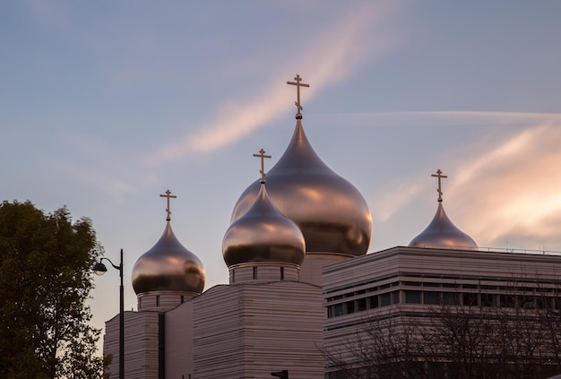 Detal kopuły rosyjskiej cerkwi Świętej Trójcy w Paryżu