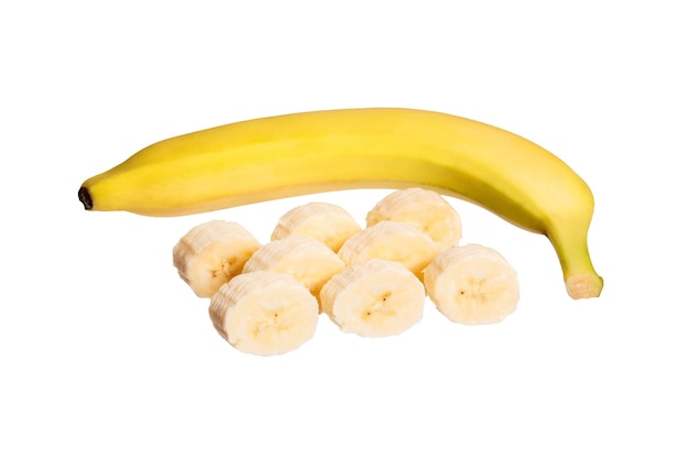 Dojrzałe banany na białym tle. Zdjęcie w wysokiej rozdzielczości.