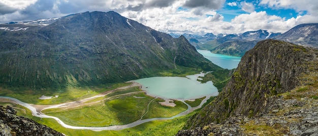 Dolina Leirungsdalen z góry Knutshoe w Norwegii