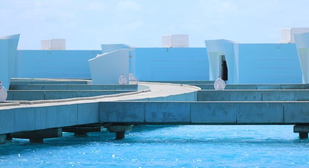 domki wypoczynkowe na wodzie na Malediwach