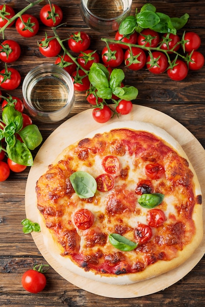 Domowa Włoska Pizza Margherita