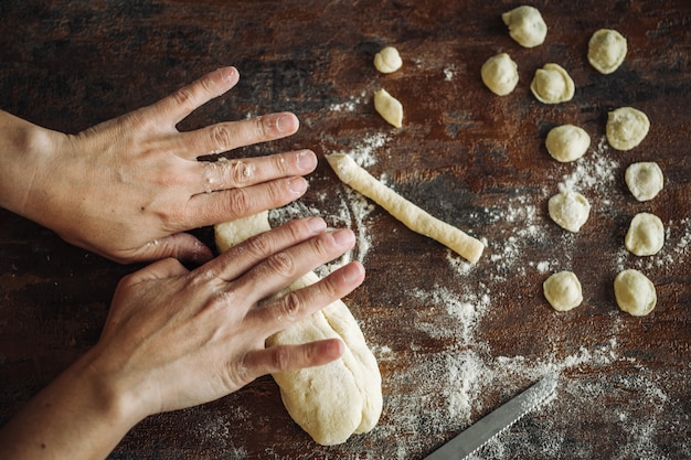 Domowy makaron Orecchiette