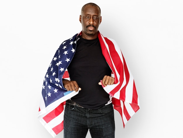 Dorosły człowiek pokryty American Flag Nationality Studio Portrait