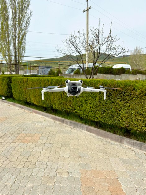 Zdjęcie dron dji mini 4 pro