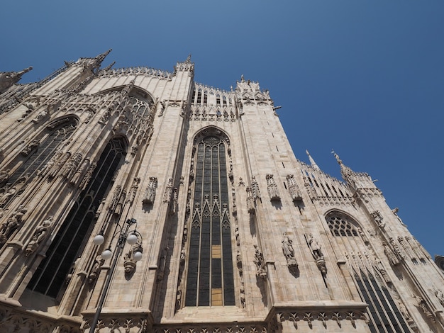 Duomo (czyli katedra) w Mediolanie