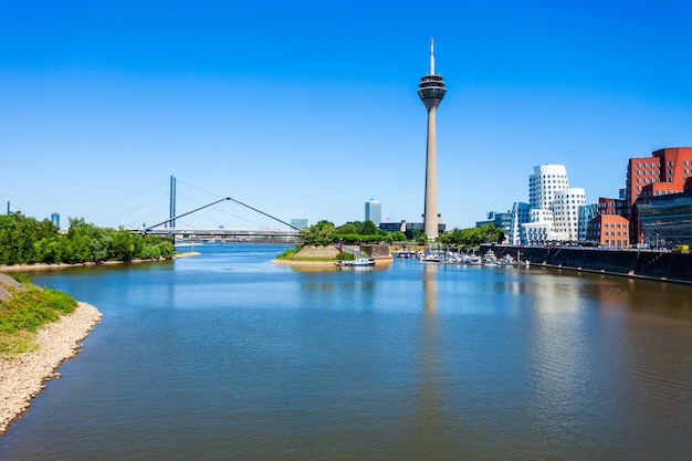 Dzielnica Medienhafen Media Harbour Düsseldorf