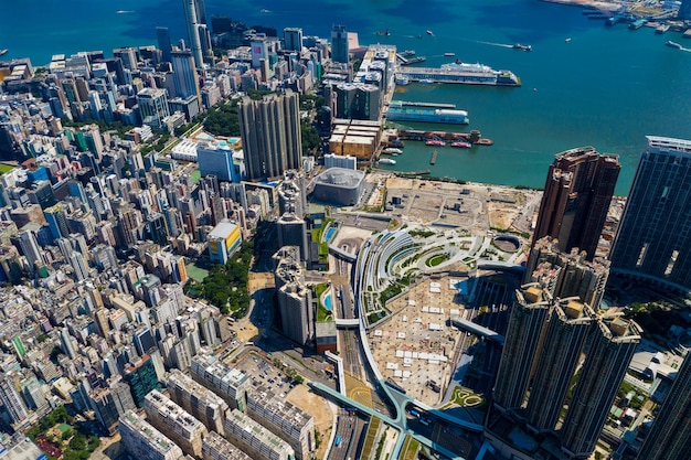 Dzielnica West Kowloon, Hongkong 10 września 2019 r.: Widok z góry na miasto Hongkong