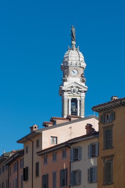Dzwonnica S Alexander w Bergamo Lombadria we Włoszech