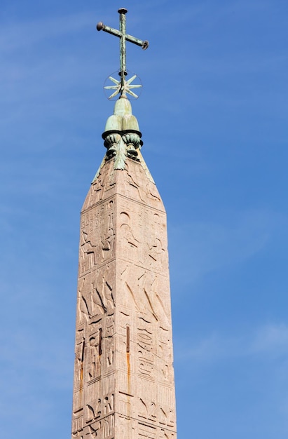 Egipski Obelisk na Piazza del Popolo w Rzymie