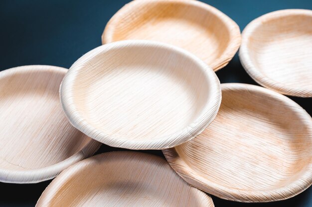 Ekologiczne naczynia stołowe jednorazowego użytku biodegradowalne dla zrównoważonego środowiska