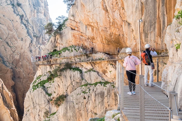 „El Caminito del Rey” King's Little Path Najbardziej niebezpieczna ścieżka świata została ponownie otwarta w maju 2015 r. Ardales Malaga Hiszpania