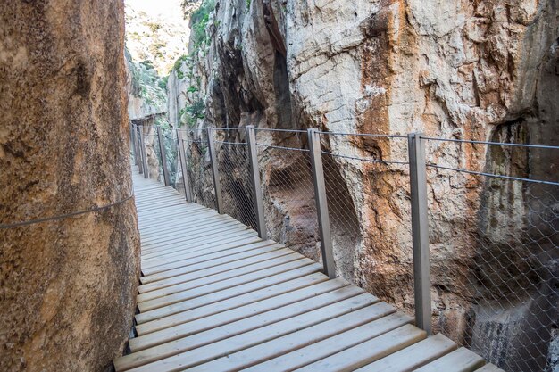 „El Caminito del Rey” King's Little Path Najbardziej niebezpieczna ścieżka świata została ponownie otwarta w maju 2015 r. Ardales Malaga Hiszpania