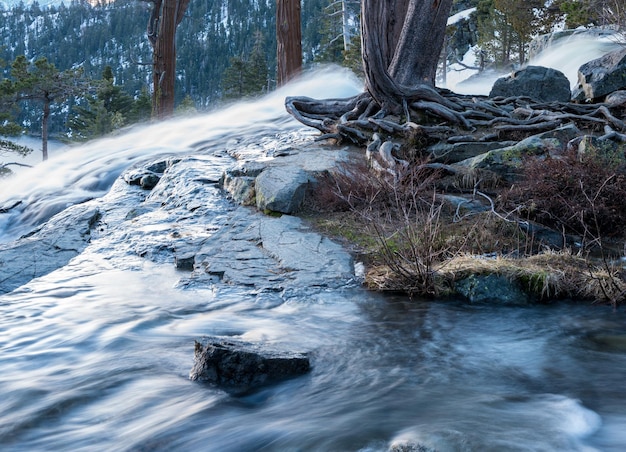 Emerald Bay Nad Jeziorem Tahoe Z Wodospadem Lower Eagle Falls