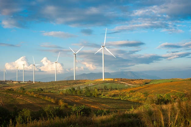 Energia odnawialna z turbinami wiatrowymi