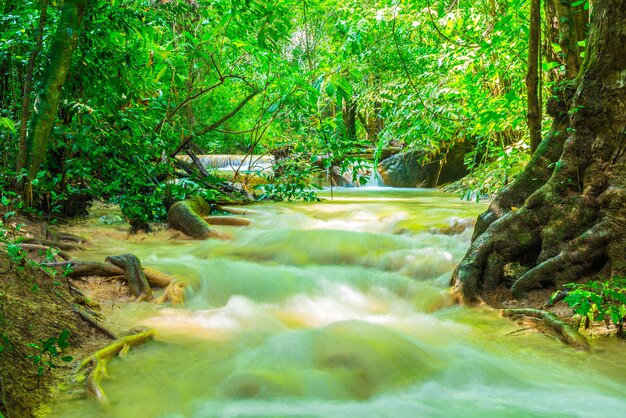 Erawan Waterfall, Erawan National Park W Kanchanaburi W Tajlandii