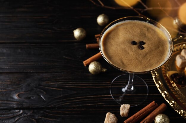 Espresso martini koktajl pyszny napój alkoholowy miejsce na tekst