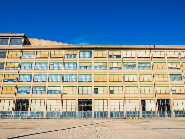 Fabryka samochodów HDR Lingotto Fiat w Turynie