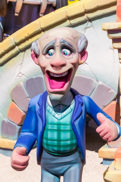 Fallas z Walencji w popularnych figurach Denia