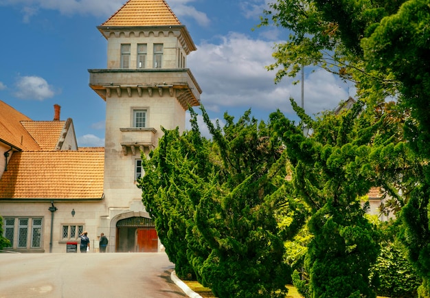 Fasada pałacu rządowego w Campos do Jordao Brazylia