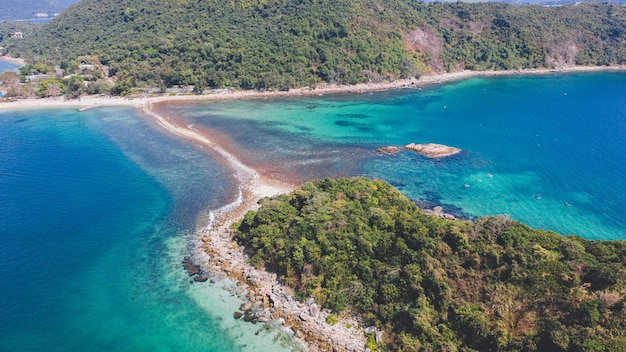 Fascynujący widok na wyspę Sharp w Sai Kung w Hong Kongu