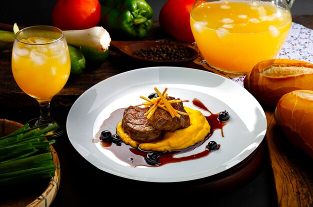 Filet mignon z puree