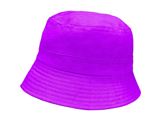 fioletowy kapelusz na białym tle