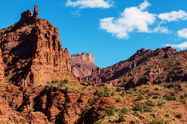 Fisher Towers w Utah, niezwykłe naturalne krajobrazy